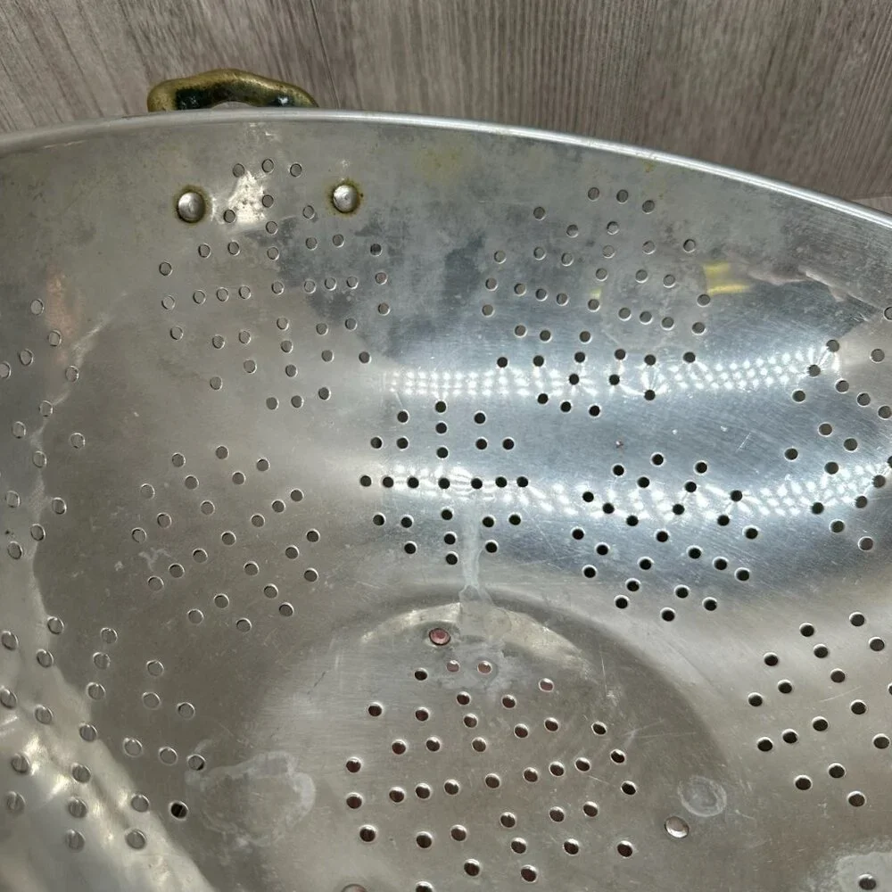 Vintage Solid Copper Colander Made in Korea w/ Brass Handles Wide Flare Patina - Picture 12 of 12